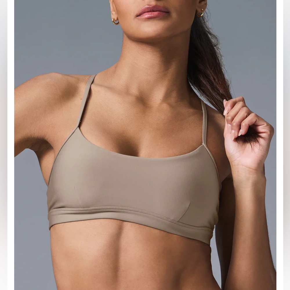 Alo Yoga Airlift Intrigue Bra